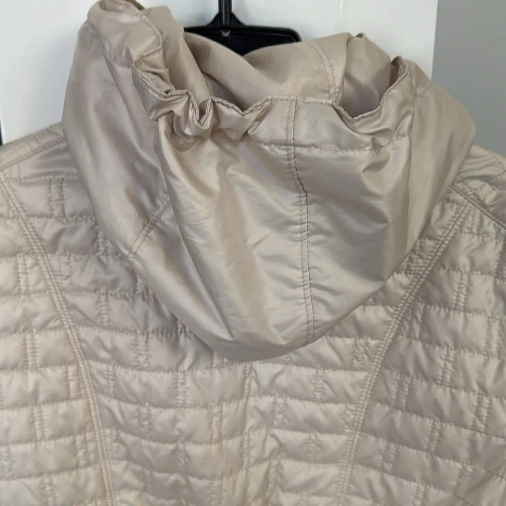 Laundry by Shelli Segal lightweight quilted jacket Medium - Picture 11 of 11